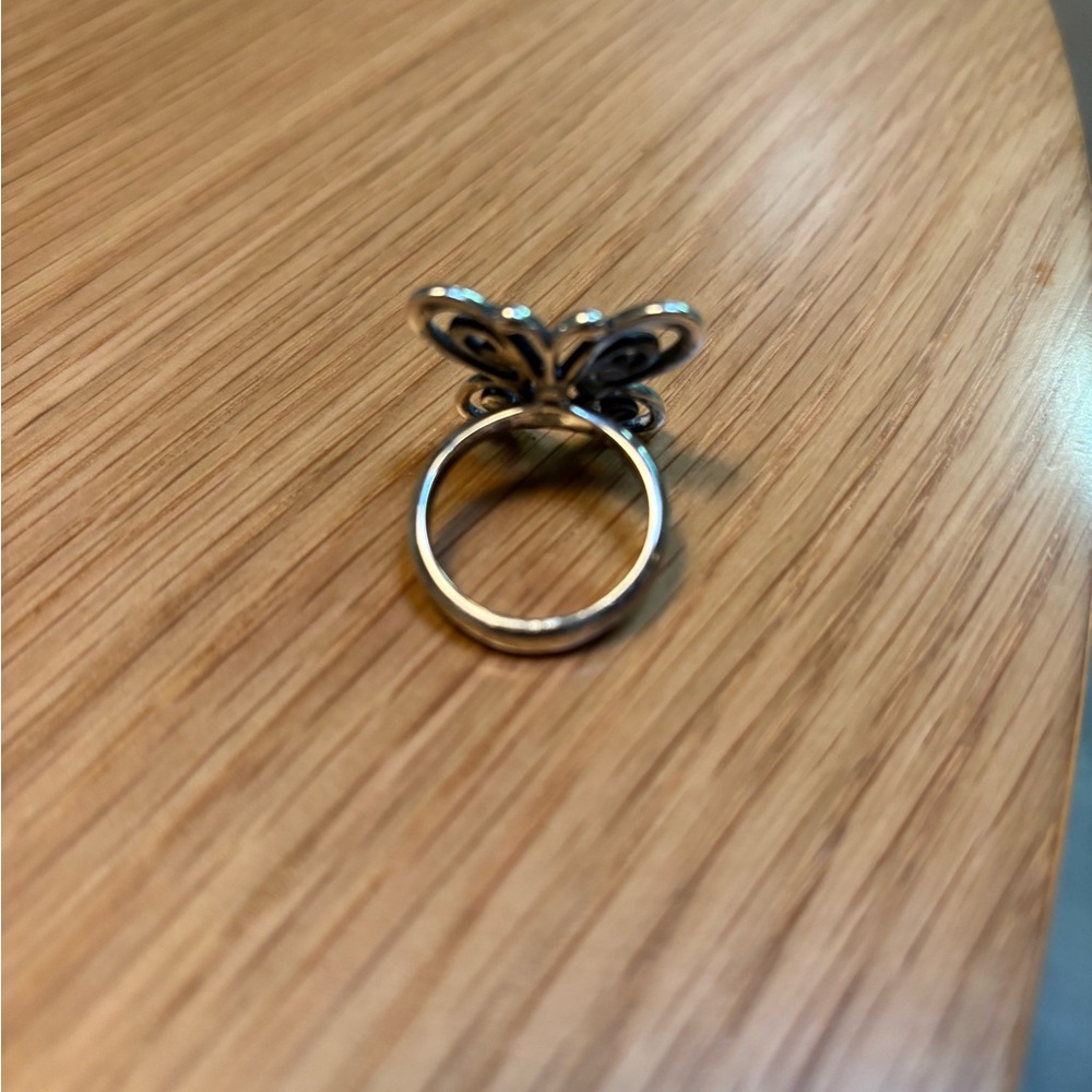 James Avery Retired Silver Butterfly Ring - Sculpted Swirl Design size 8 - Picture 2 of 2